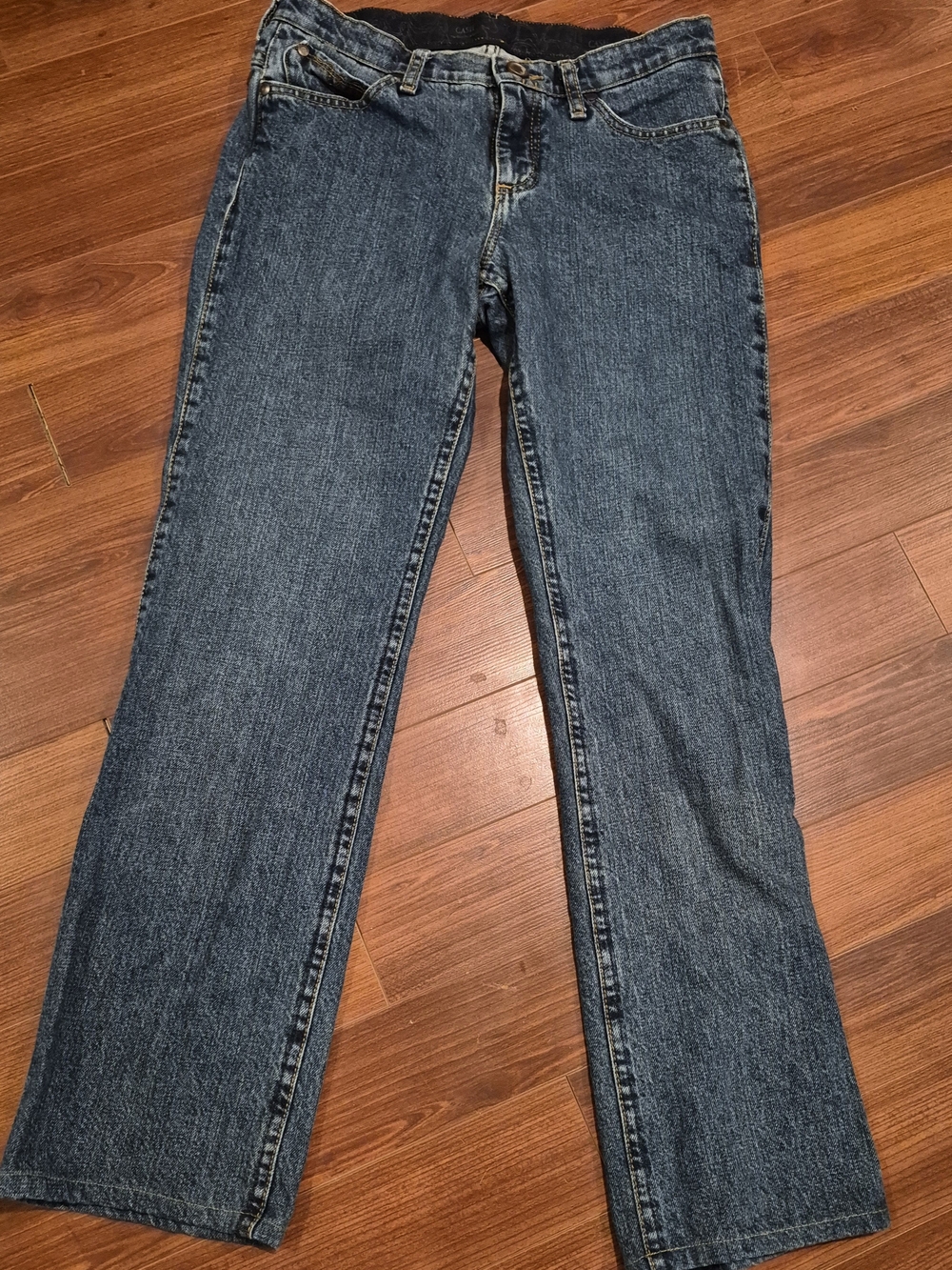 Wrangler Women's Straight-Leg Jeans in Medium Blue Wash